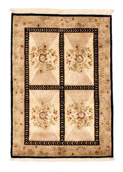 Bordered  Traditional Ivory Area rug 3x5 Nepal Hand-knotted 349528