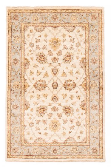 Bordered  Traditional Ivory Area rug 3x5 Pakistani Hand-knotted 379431