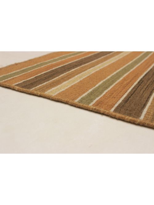 Indian Manhattan 4'7" x 6'7" Flat-Weave Wool Kilim 