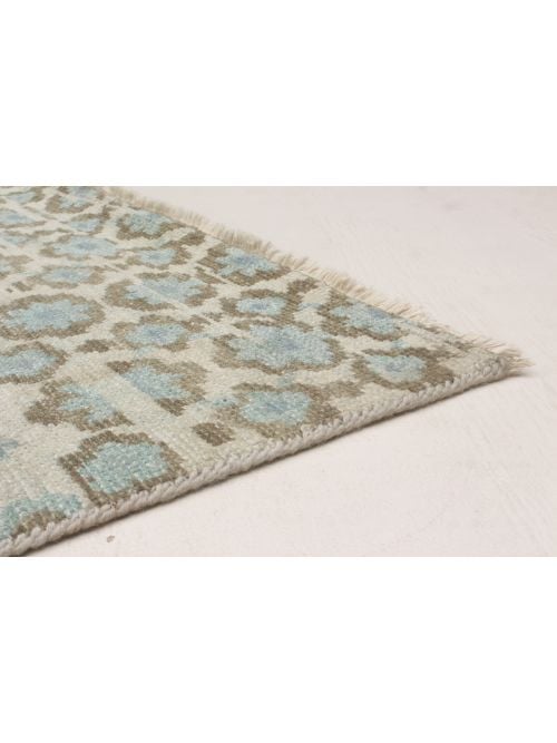 Indian Sierra 7'11" x 9'9" Hand-knotted Wool Rug 