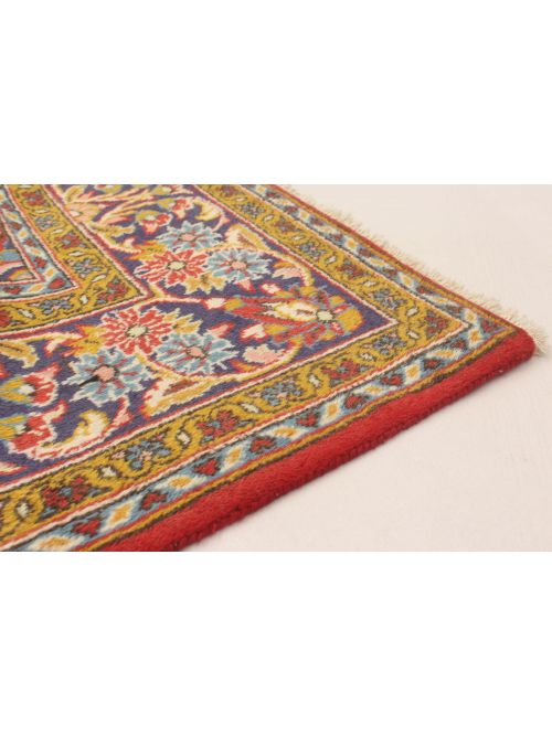 Persian Wiss 7'0" x 10'0" Hand-knotted Wool Rug 