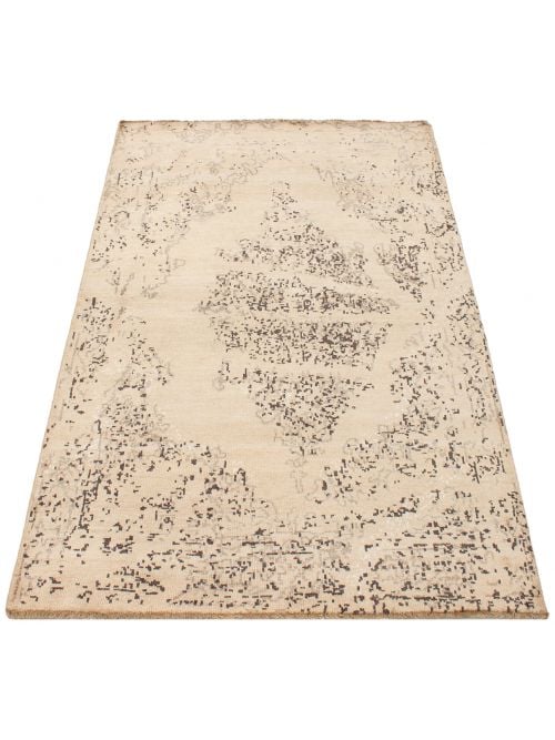 Indian Finest Oushak 5'4" x 7'3" Hand-knotted Wool Rug 