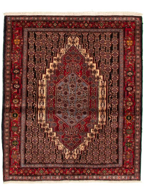 Persian Senneh 4'3" x 5'0" Hand-knotted Wool Rug 