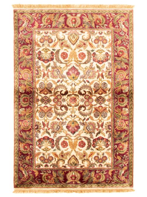 Indian Essex 4'0" x 6'1" Hand-knotted Wool Rug 