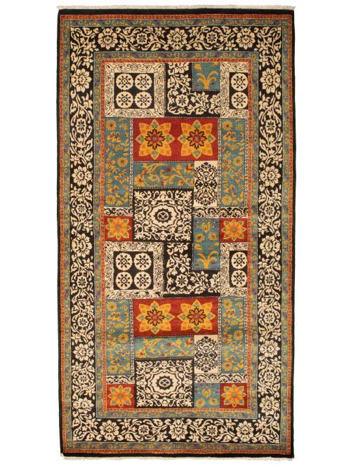 Pakistani Lahore Finest Collection 5'2" x 10'0" Hand-knotted Wool Rug 