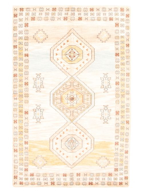 Indian Antiqua 5'6" x 8'6" Hand-knotted Wool Rug 