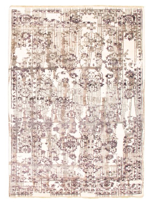 Indian Heritage 5'8" x 7'11" Hand-knotted Wool Rug 