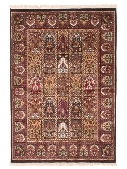 Indian Kashmir 4'11" x 7'4" Hand-knotted Silk Rug 