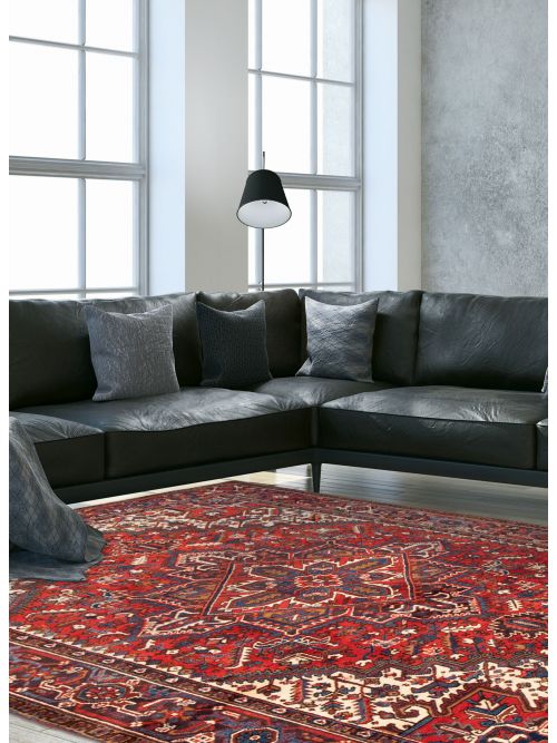 Persian Heriz 7'1" x 9'9" Hand-knotted Wool Rug 