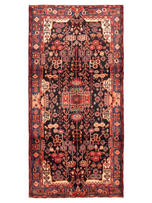 Persian Nahavand 4'11" x 9'10" Hand-knotted Wool Rug 