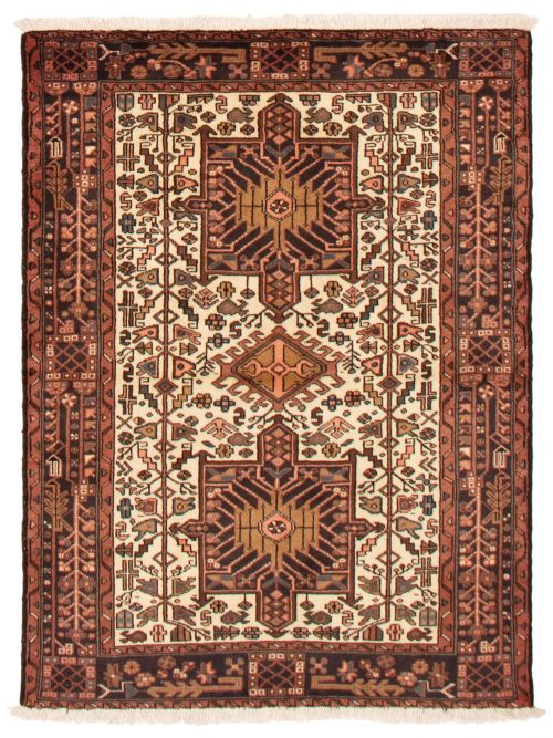 Persian Gharajeh 4'11" x 6'7" Hand-knotted Wool Rug 