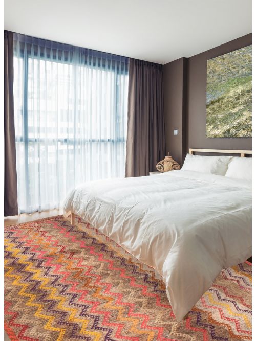 Turkish Konya 6'5" x 8'7" Flat-Weave Wool Tapestry Kilim 