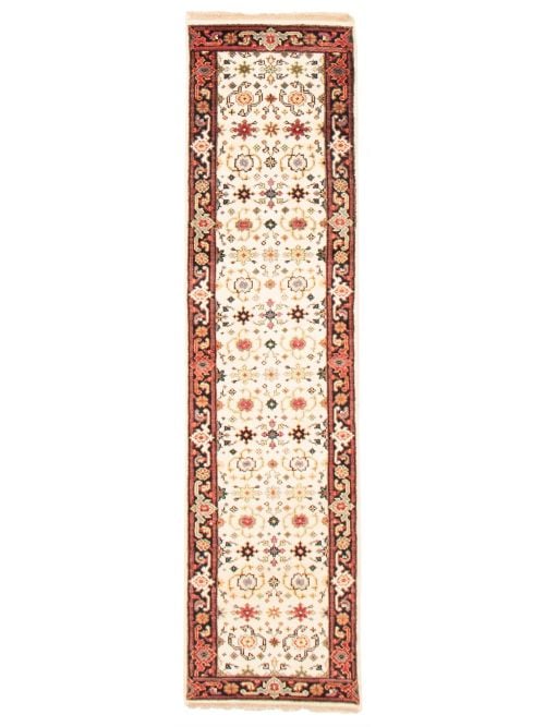 Indian Serapi Heritage 2'5" x 9'9" Hand-knotted Wool Rug 