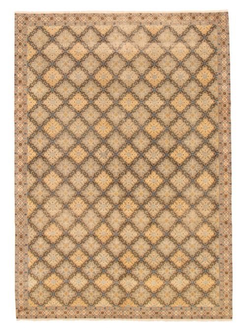 Persian Style 7'7" x 10'8" Hand-knotted Wool Rug 