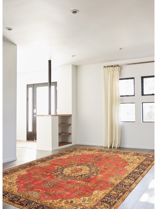 Persian Style 9'10" x 12'10" Hand-knotted Wool Rug 