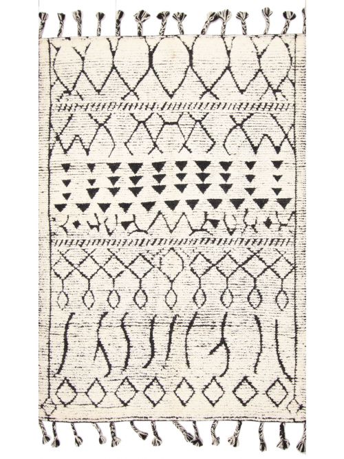 Indian Tangier 5'5" x 7'8" Hand-knotted Wool Rug 
