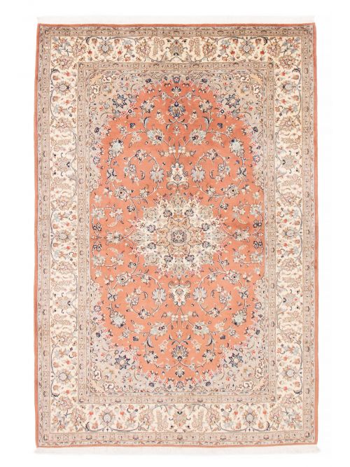 Persian Yazd 6'7" x 9'8" Hand-knotted Wool Rug 