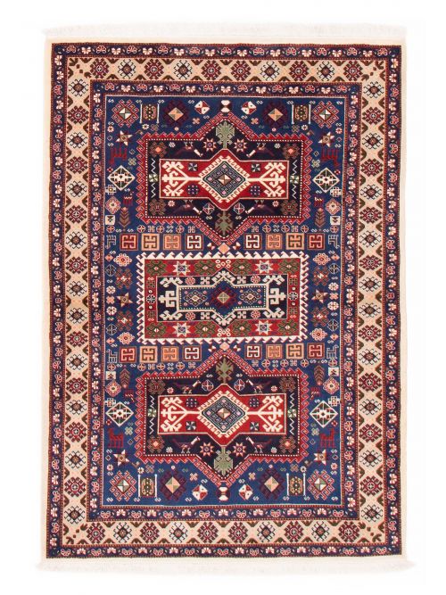 Persian Ardabil 4'9" x 6'8" Hand-knotted Wool Rug 