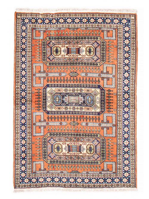 Persian Ardabil 4'7" x 6'3" Hand-knotted Wool Rug 