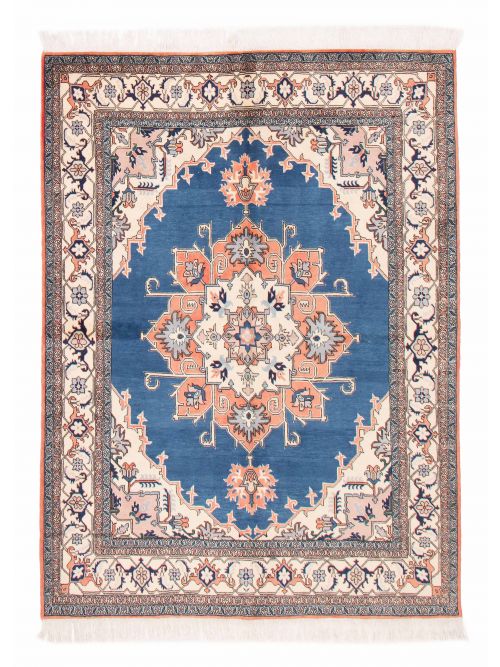 Persian Ardabil 6'4" x 8'2" Hand-knotted Wool Rug 