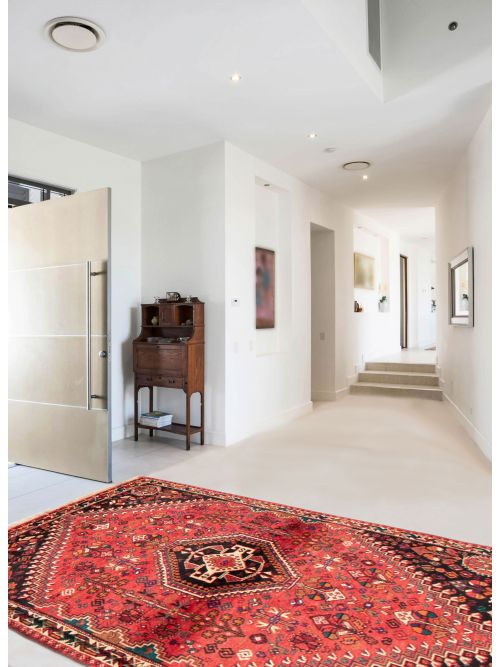 Persian Shiraz Qashqai 3'10" x 5'6" Hand-knotted Wool Rug 