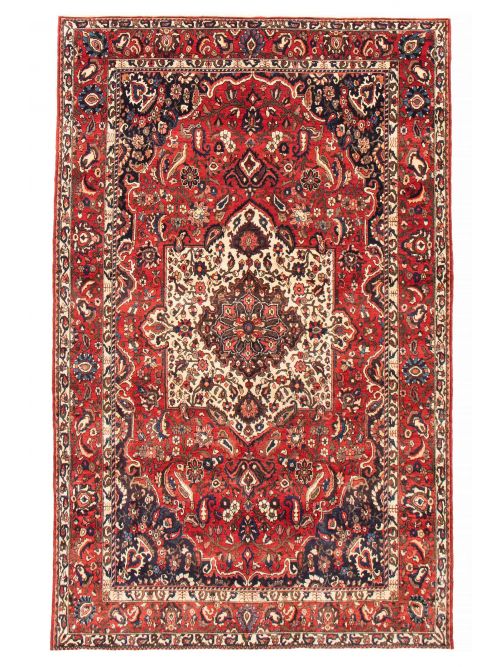 Persian Bakhtiari 6'7" x 10'0" Hand-knotted Wool Rug 
