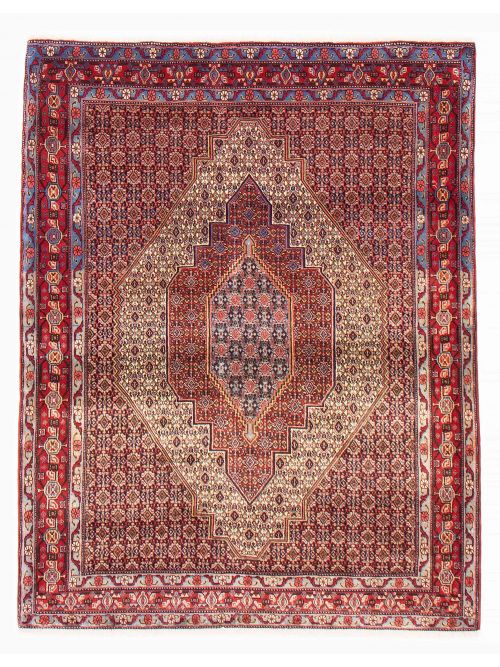 Persian Senneh 4'3" x 5'3" Hand-knotted Wool Rug 