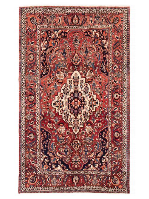 Persian Bakhtiari 5'6" x 9'1" Hand-knotted Wool Rug 