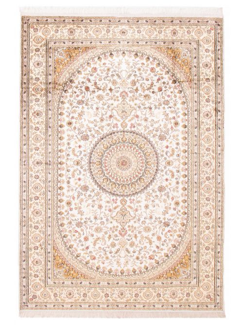 Chinese 300L Silk 6'2" x 9'1" Hand-knotted Silk Rug 
