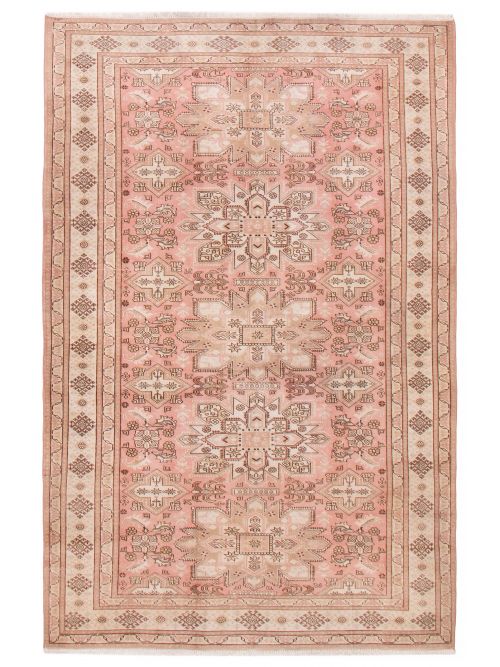 Persian Style 5'5" x 8'10" Hand-knotted Wool Rug 