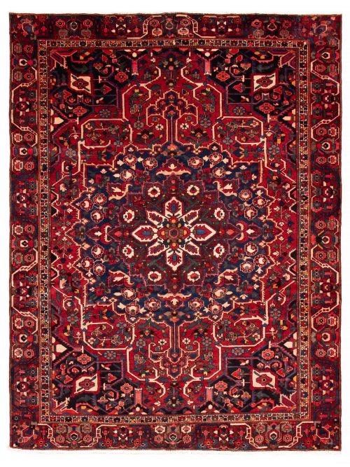 Persian Bakhtiari 9'9" x 13'10" Hand-knotted Wool Rug 