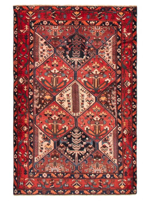 Persian Style 4'6" x 6'9" Hand-knotted Wool Rug 