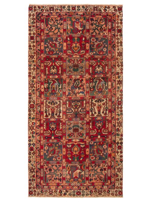 Persian Style 4'9" x 9'6" Hand-knotted Wool Rug 