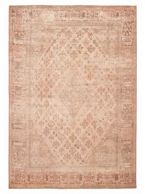 Persian Style 7'1" x 9'10" Hand-knotted Wool Rug 