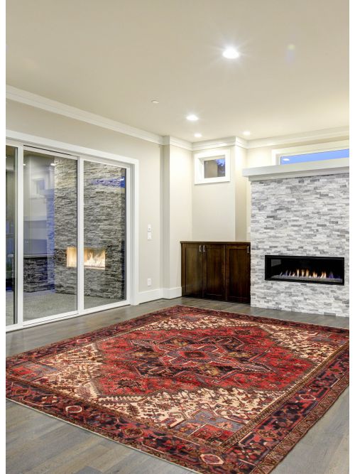 Persian Heriz 7'10" x 10'3" Hand-knotted Wool Rug 