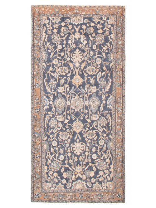 Persian Style 5'0" x 10'6" Hand-knotted Wool Rug 