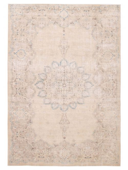Persian Style 8'5" x 12'5" Hand-knotted Wool Rug 