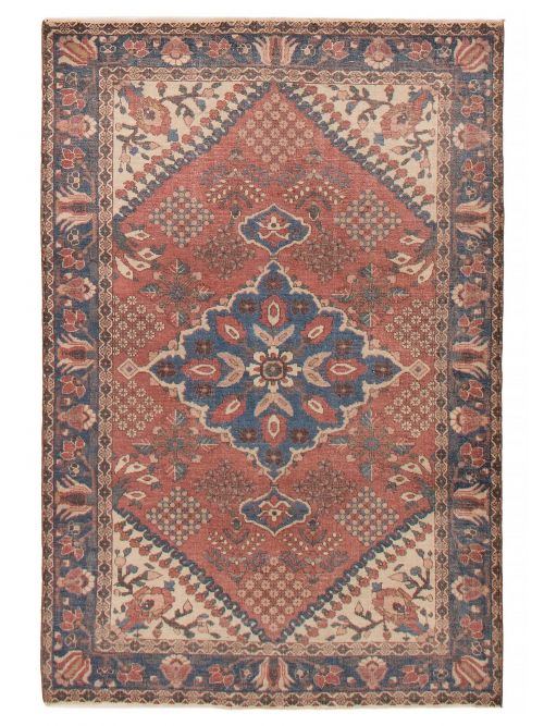 Persian Style 4'7" x 6'11" Hand-knotted Wool Rug 