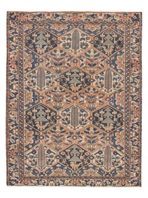 Persian Style 4'11" x 6'5" Hand-knotted Wool Rug 