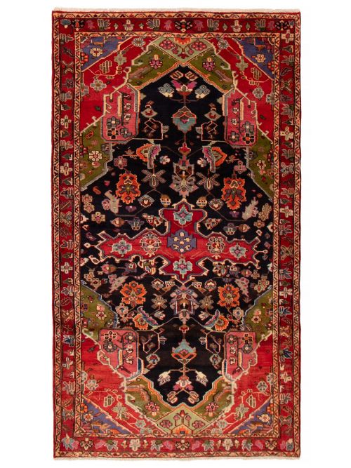 Persian Style 5'7" x 9'10" Hand-knotted Wool Rug 