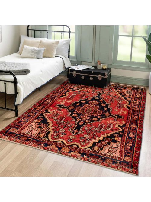 Persian Style 4'4" x 7'0" Hand-knotted Wool Rug 