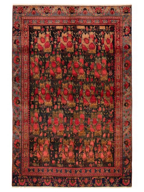 Persian Style 5'7" x 8'7" Hand-knotted Wool Rug 