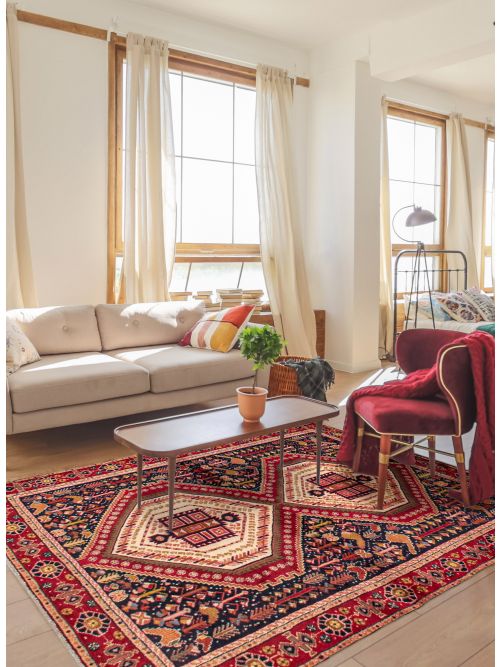 Persian Style 4'9" x 6'5" Hand-knotted Wool Rug 