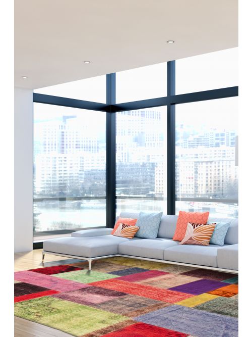 Turkish Color Transition Patchwork Hand-knotted Wool Rug, 142 x 201 cm