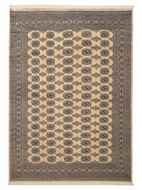 Pakistani Finest Peshawar Bokhara Hand-knotted Wool Rug, 183 x 259 cm