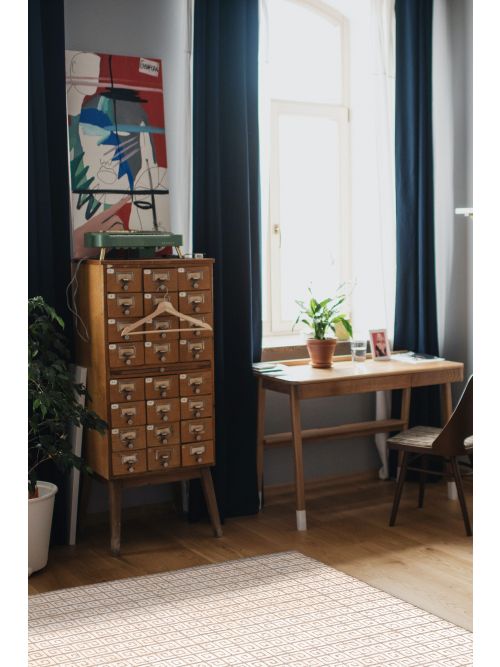 Indian Elysian 5'1" x 7'11" Hand Loomed NA Rug 