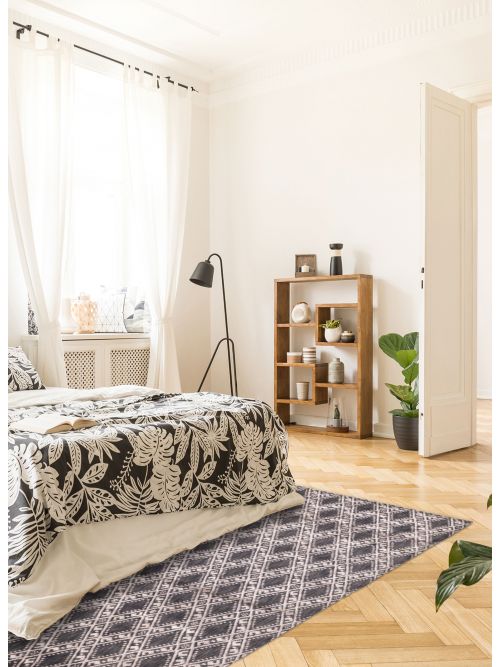 Indian Elysian 5'10" x 8'8" Hand Loomed Viscose & Wool Rug 