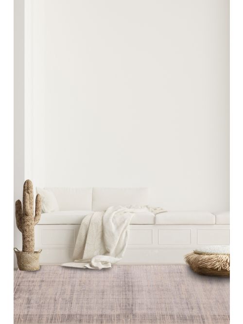 Indian Elysian 5'7" x 7'9" Hand Loomed NA Rug 