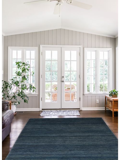 Indo Gabbeh 5'4" x 7'7" Hand-knotted Wool Rug 