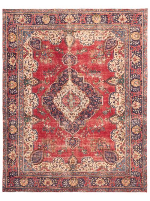 Persian Style Hand-knotted Wool Rug, 279 x 358 cm